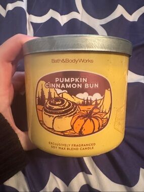 Bath & Body Works Pumpkin Cinnamon Bun Candle - 3 Wick